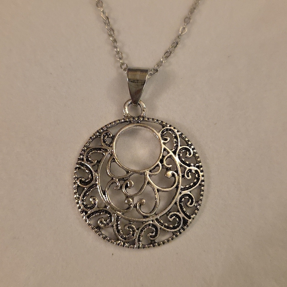 Boho Tribal Pendant Stainless 18 Inch chain